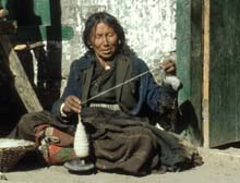 Nepal_078_01_F_Muktinak_donne_tibetane