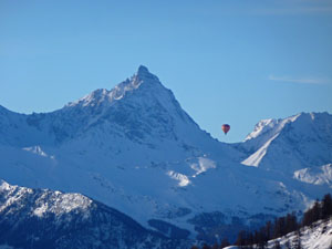 Mongolfiera sopra Pila