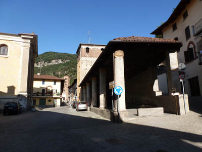 Revello, piazza della Loggia